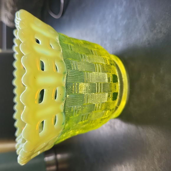 Fenton Uranium Glass Yellow Green Basket 4.5" - Picture 2 of 10